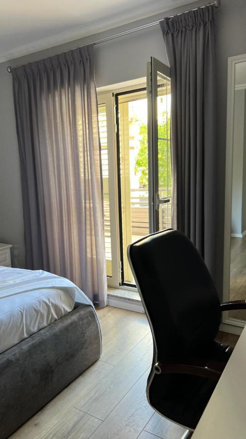 Vila 90 Boutique Hotel 地拉那 外观 照片